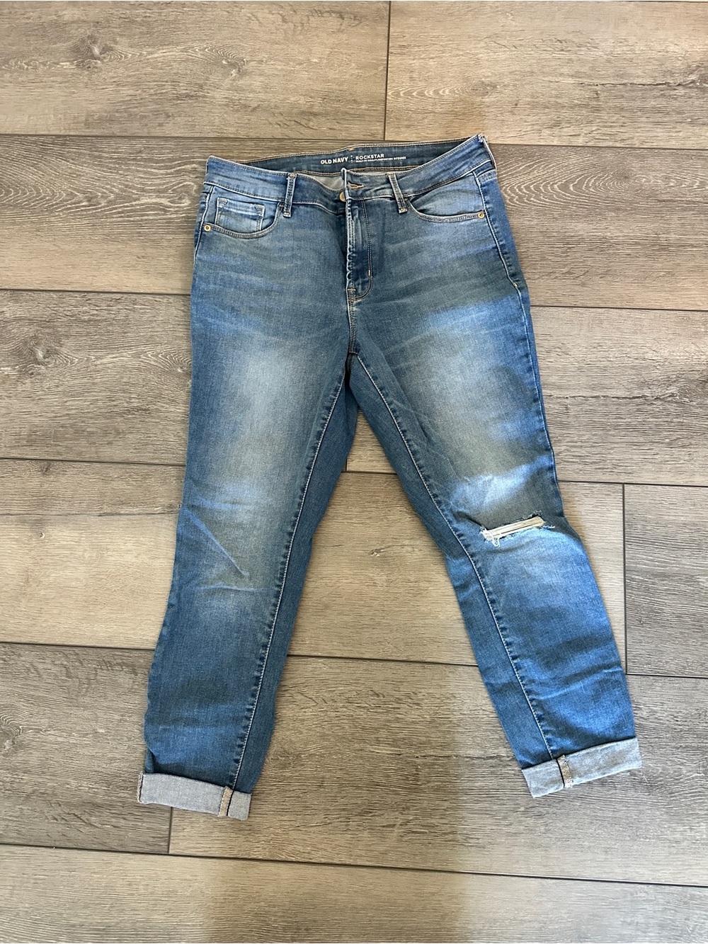 Old Navy Rockstar Distressed Denim jeans size 10